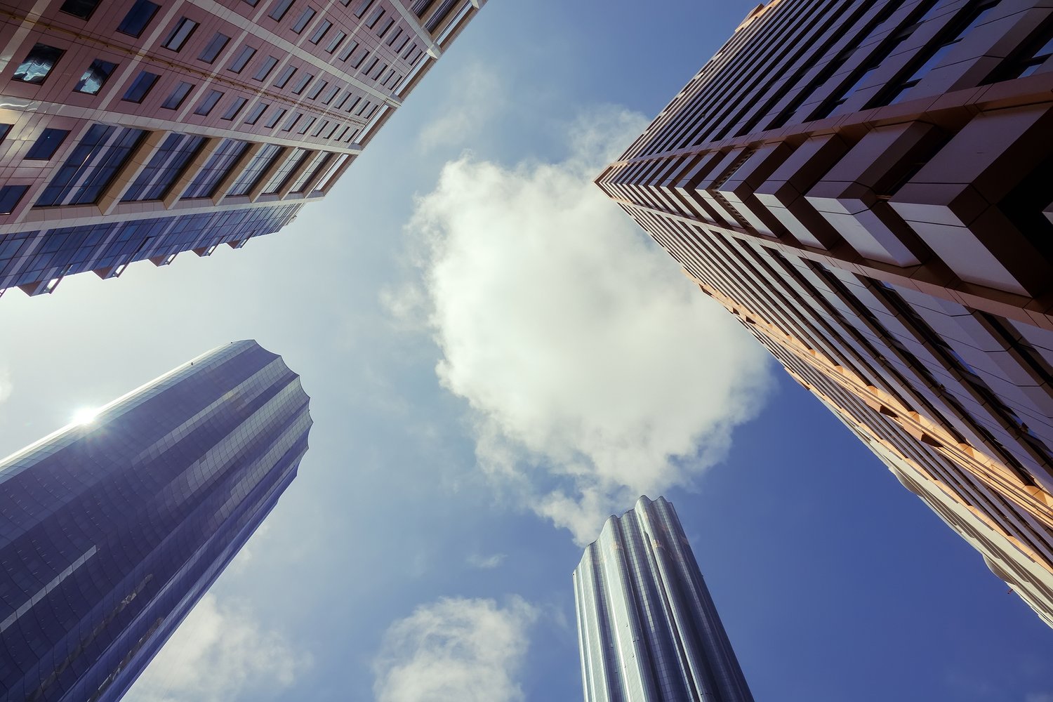 SAP S/4HANA Reporting Options: Embedded Analytics, BW, and SAC